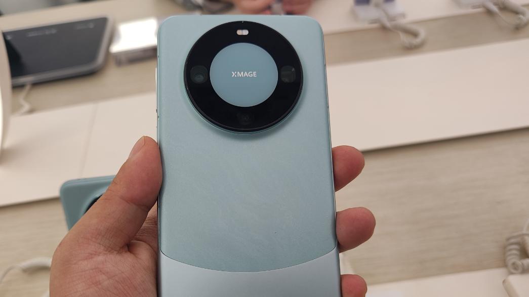 曾经一机难求如今现货还降价，512G降了1751元，华为手机加速清仓