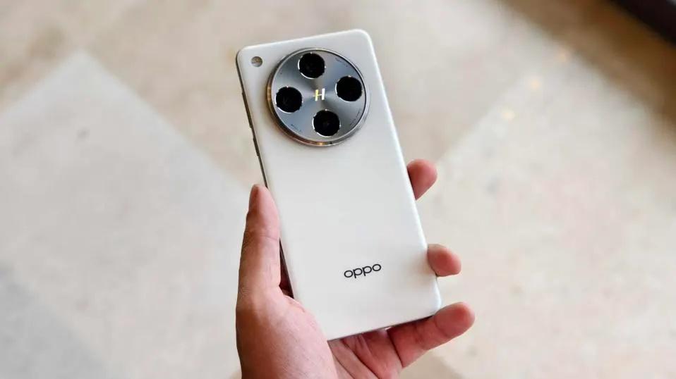 OPPO终于妥协，天玑9400+IP69防水，发布仅三个月售价一降再降