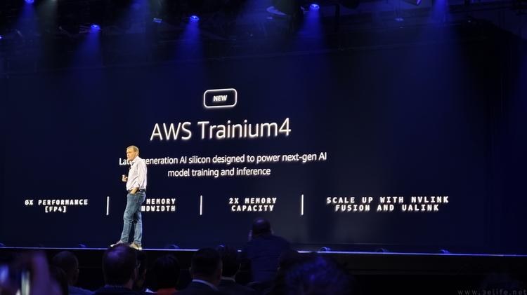 要自研還是要開放？聊聊AWS的“芯片觀”