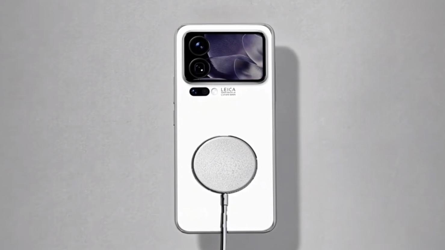 小米16曝光：物理零孔直屏+24GB运存，这才是香饽饽