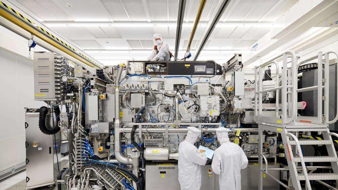 對中國自研光刻機技術指手畫腳？究竟動了誰的蛋糕