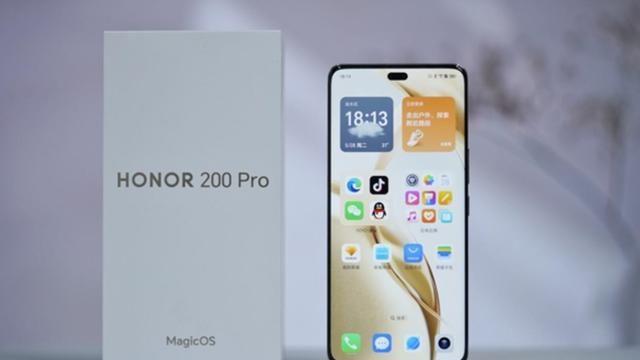 荣耀“发大招”，16GB+1TB突降1150元，高配旗舰售价更亲民了