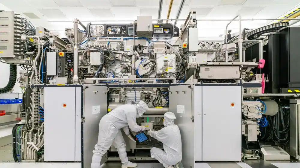 光刻機“必須性”正降低！華為之后，臺積電、英特爾先后發聲了