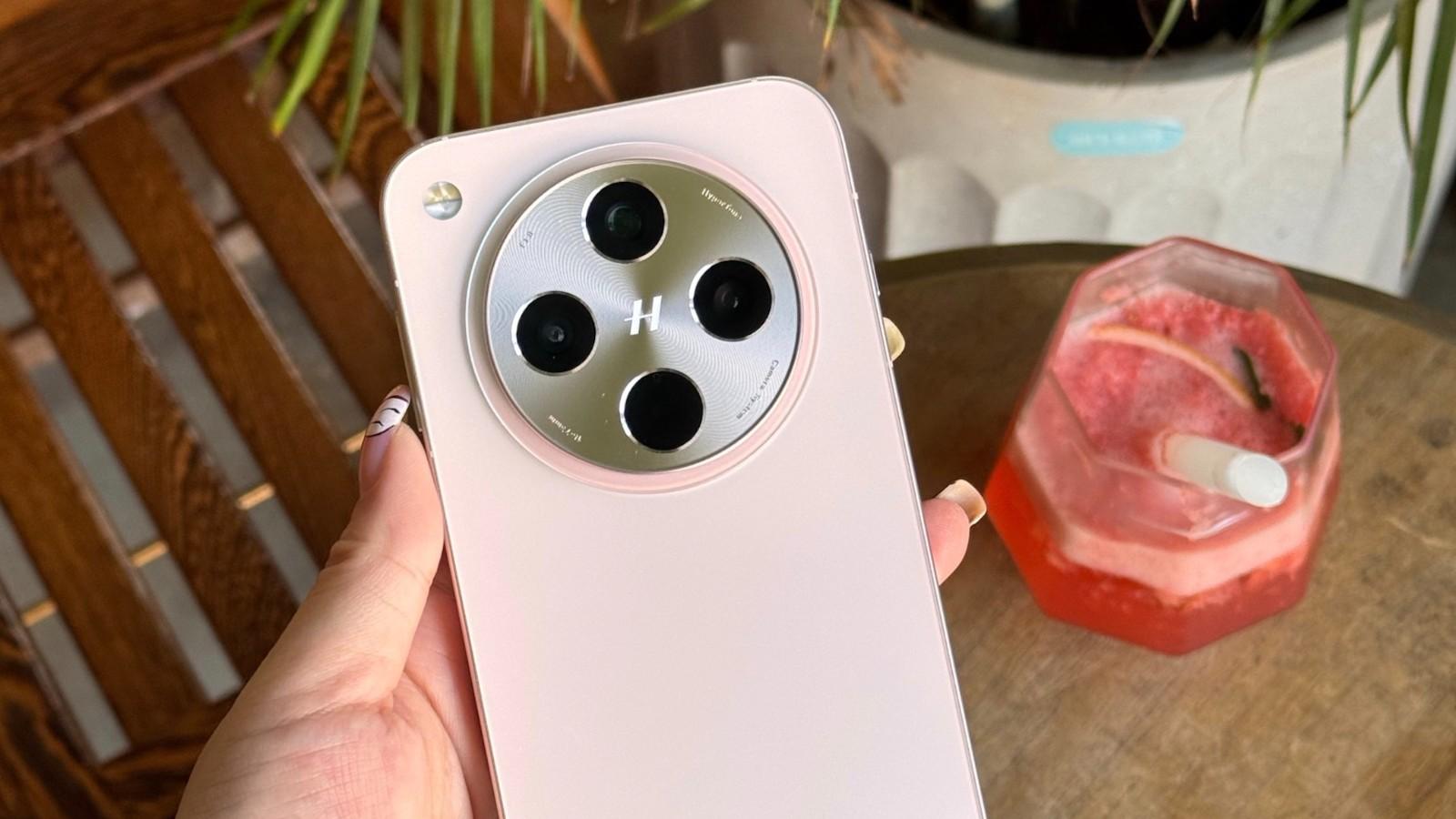 OPPO高端机大跳水，3nm顶级芯片+120倍变焦，如今低至3049元起