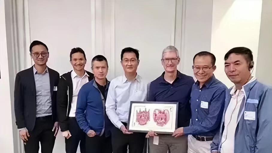 微信小程序要交“蘋果稅”了，但騰訊可能挺開心的
