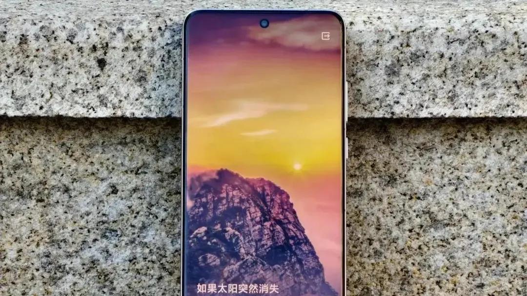 性能最强的手机排行，这三款无短板旗舰，运行流畅体验极佳