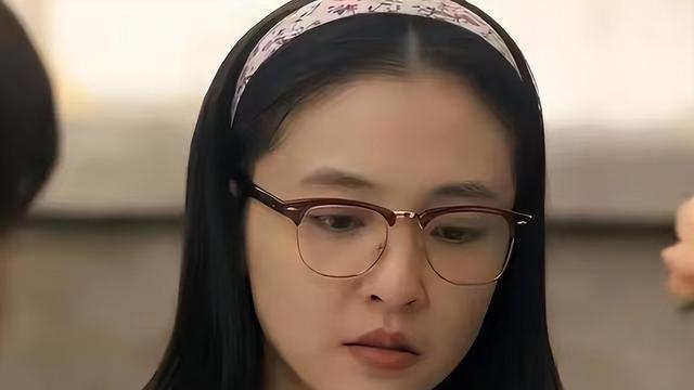 六姊妹：老四坐月子没人管，才知除了傻老三，全家人都在提防老四