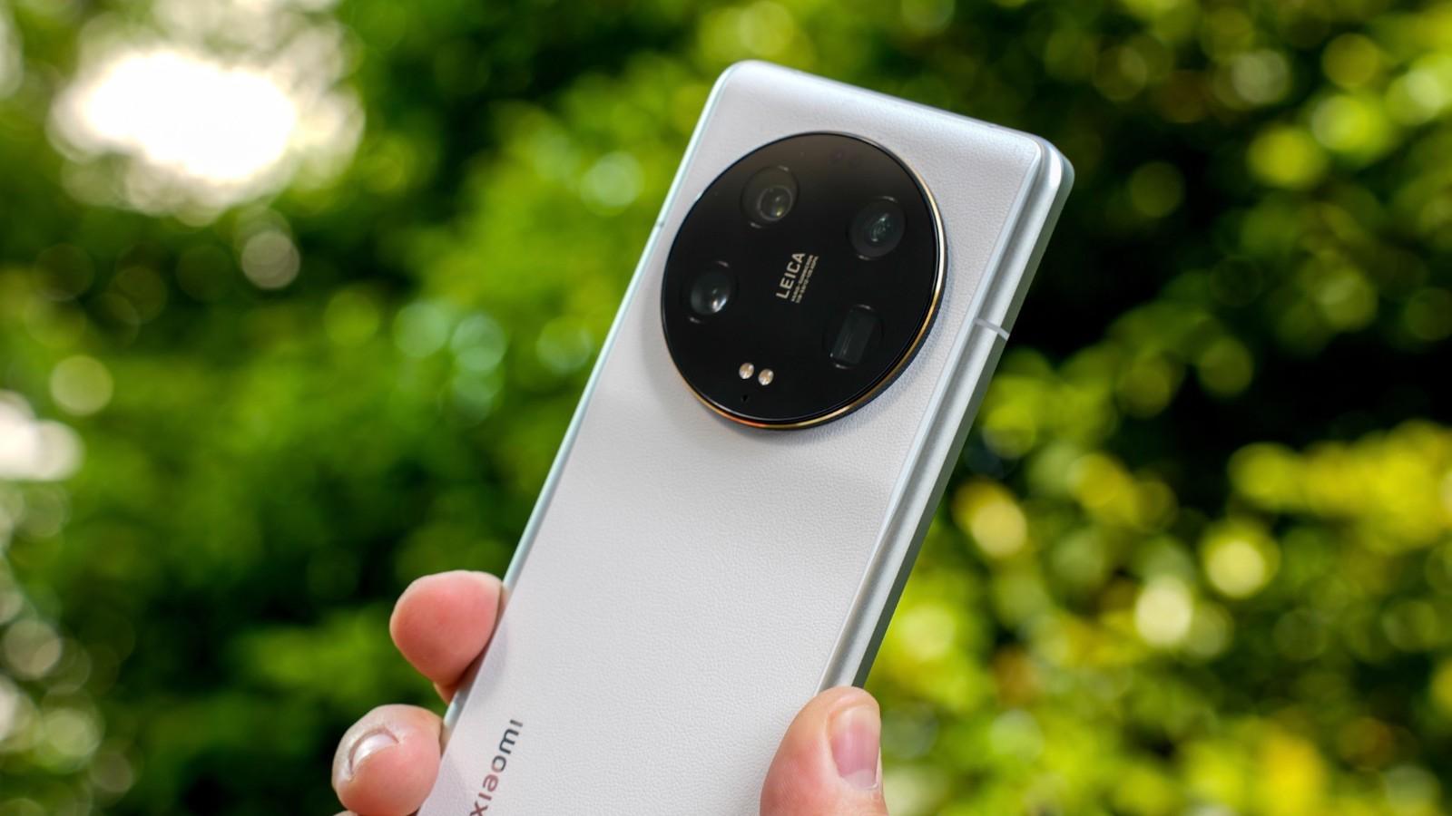 小米舍弃高利润，512GB下跌3400元，120倍变焦+2K屏+1英寸主摄