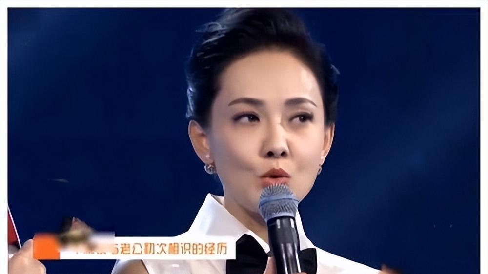 28年婚姻一场空！52岁官宣离婚的牛莉，给所有女人“提了个醒”