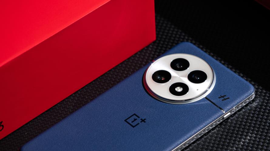 OPPO加速退场，骁龙8至尊版手机突降1400元，2K屏+120倍变焦