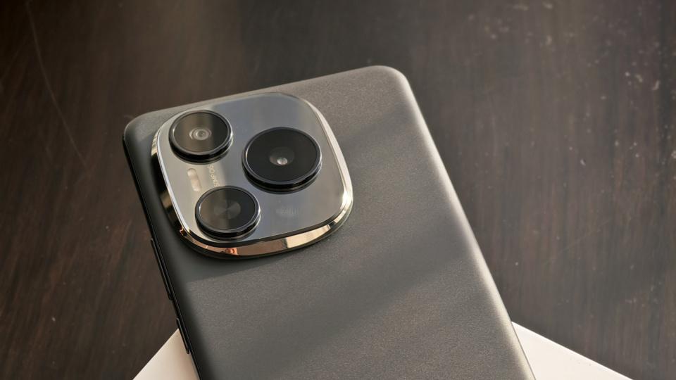 榮耀三大旗艦集體入網：GT2系列+小屏旗艦跟上，大電池新機也要來！