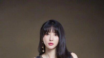 女大十八变-柳岩