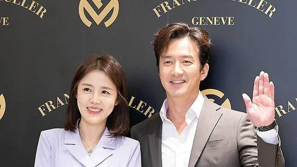 韩男星是“演艺圈人脉王”，结婚时5千多名宾客，餐费花4亿韩元