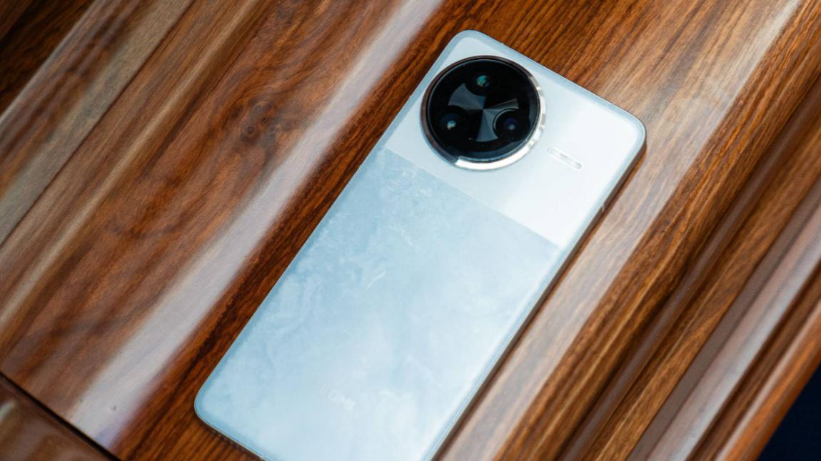 換手機建議別跟風，2025“最值得撿漏”的高配手機，512G更親民了