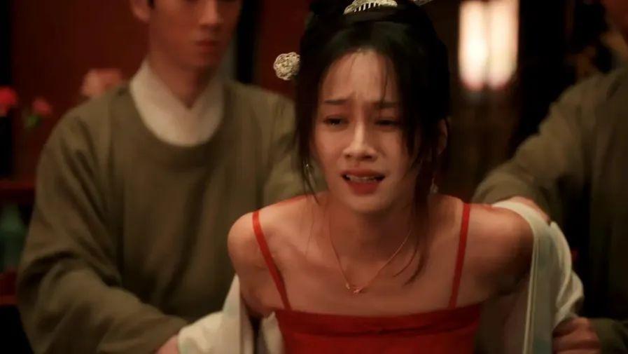 回看《清明上河图密码》赵不尤做梦都想不到，为对付邹勉，官家与真的赵离互换身份