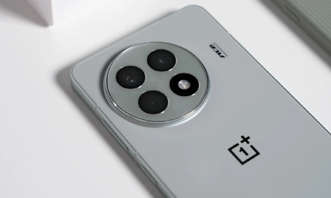 一加 Ace 5用了一个月，优缺点都出来了，值不值得入手一看便知