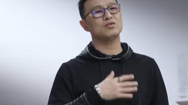 汪峰首谈失败婚姻，与金钱无关，叹：她不是不美，只是我厌倦了