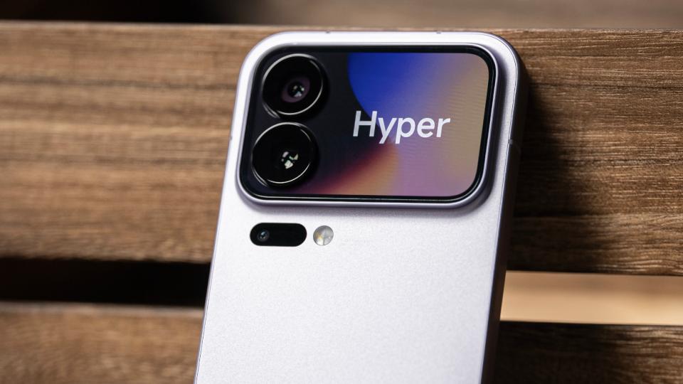 智能手機大獎2025揭曉：最強與最拉都是iPhone，你喜歡的機型上榜沒