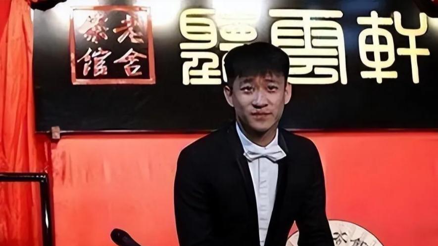 事实证明，岳云鹏与张云雷的火，是相声界的一个笑话