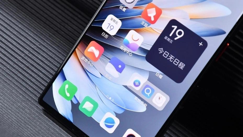 从4299元跌至2899元，屏下镜头+IP68防水，高端旗舰618大力清仓