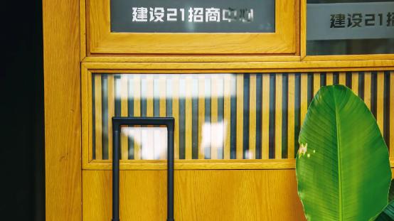 出差党的终极神器！地平线8号20寸登机箱拆解：这些细节让差旅效率翻倍