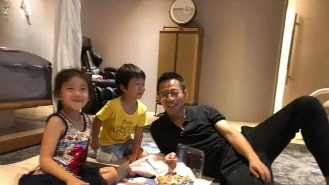 三件事让S家放低姿态，汪小菲意外躺赢？