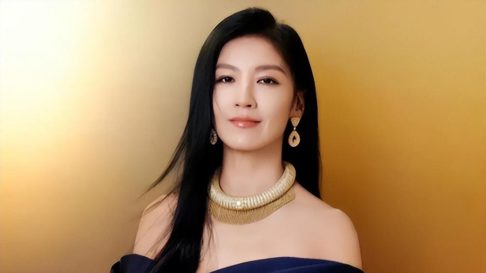 辛芷蕾得奖后打电话向林熙蕾哭穷，林熙蕾的反应笑翻全场