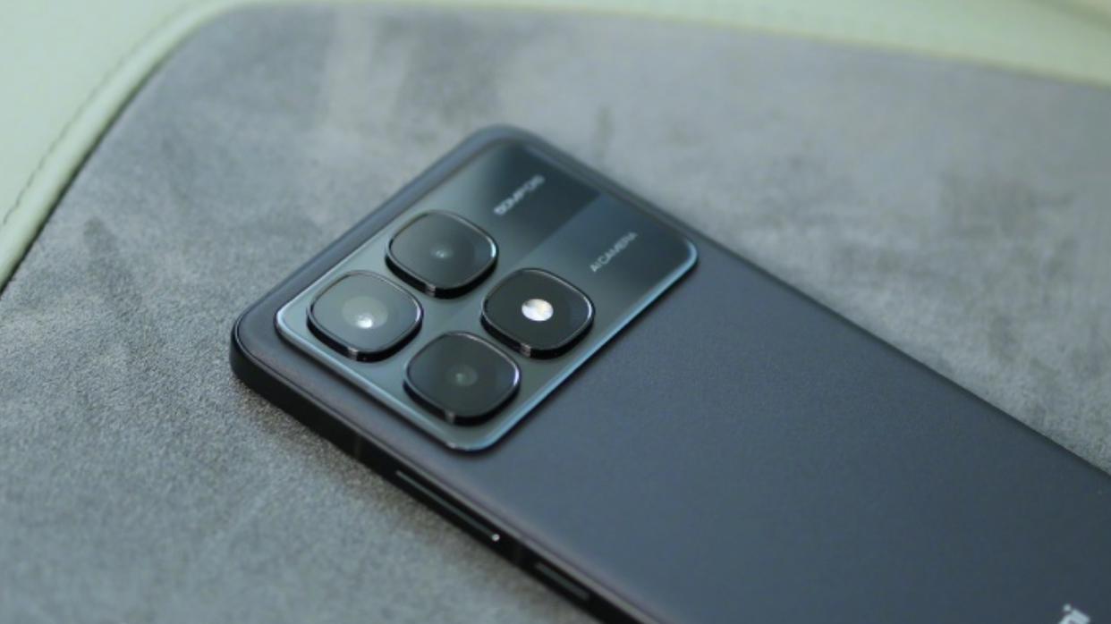 小米旗舰加速清仓，512GB突降至1839元，龙晶玻璃+120W快充