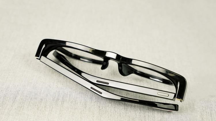 小米AI眼镜评测：比起Vlog，融合与AI更是重点