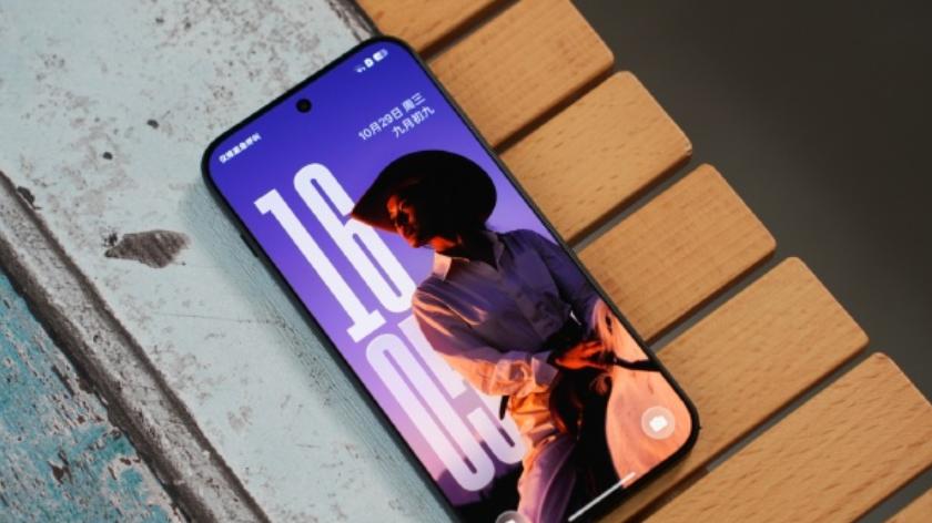 一加“用力過猛”，16GB+1TB+7300mAh，頂配版旗艦也“變相降價(jià)”