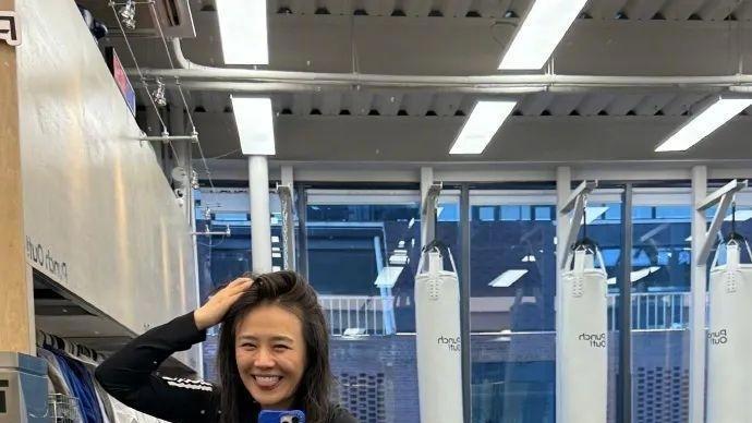 马思纯瘦到脱相？网友：怀念微胖时期，现在气色太差！