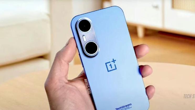 三款小屏旗舰来袭，全是6.3英寸，还能对抗iPhone16！