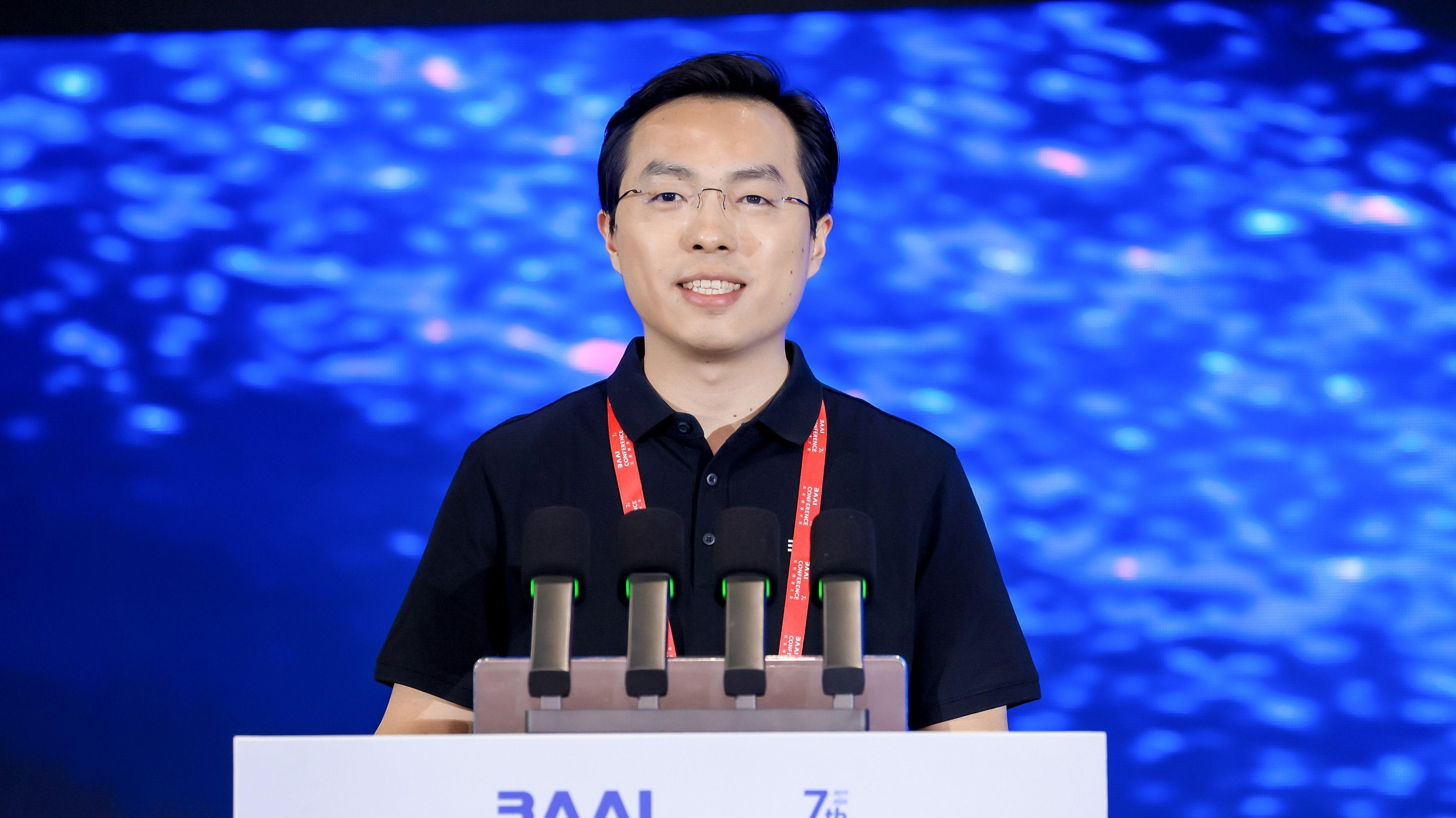 环球问策|智源研究院王仲远：当前正是AI产品爆发的“前夕”