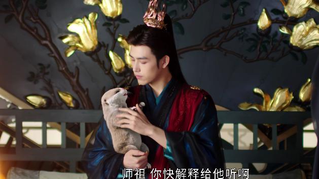 热巴躲不过，陈飞宇扛不住，这位00后小花啥来历，怎么哪里都有她