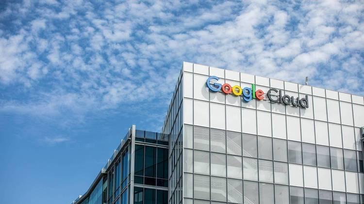 谷歌確認AI搜索植入廣告，在有限范圍內測試，以后的AI搜索也滿是廣告了？