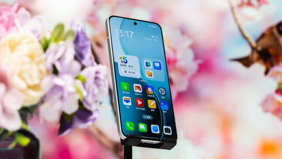 OPPO Reno15系列再次被确认：双尺寸直屏+2亿主摄，硬件也有惊喜