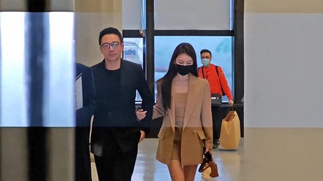 小S夫妇迎战汪小菲！许雅钧发声，雇御用记者曝光，汪小菲已抵台