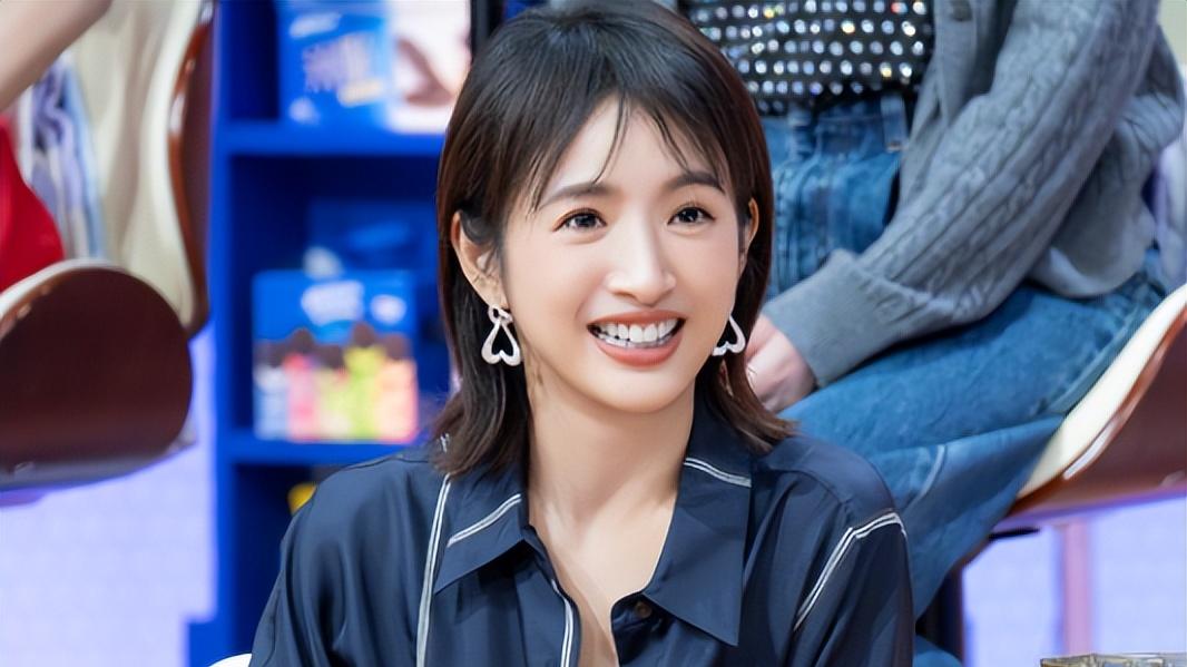 《浪姐6》即将开始录制，冠军竞争太激烈，当红小花竟空降录制