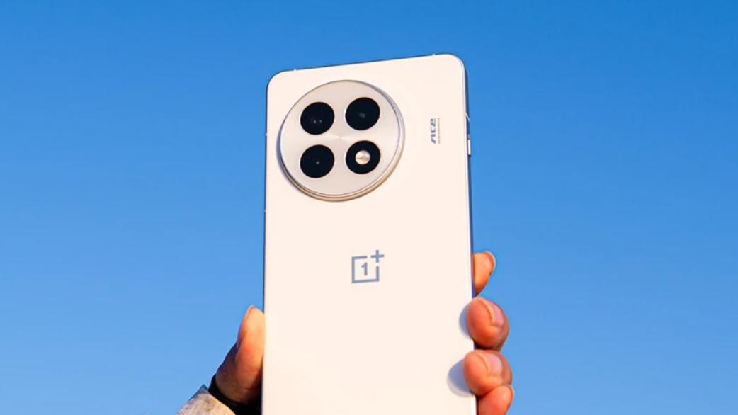 目前“最便宜”的一款骁龙8至尊版手机，256GB不到3000元，真香！