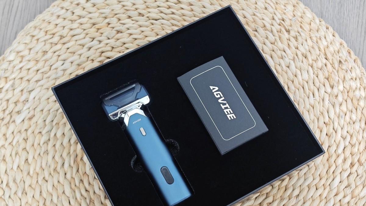 絡腮胡大救星！未野往復式剃須刀測評：超絕五刀頭+27000轉速扶持