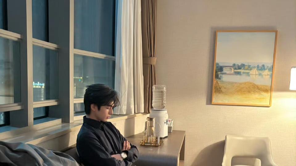 28000热度炸屏！《骄阳似我》封神，顾漫11年5爆款凭什么统治现偶？