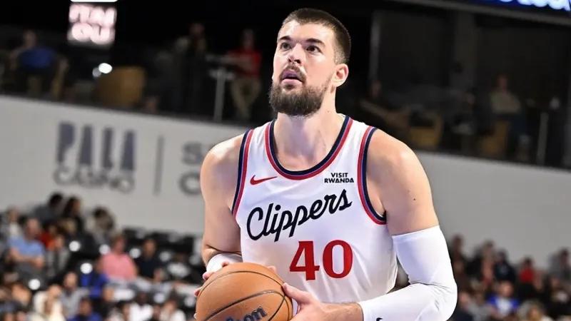 快船106-103勇士迎2喜2忧！比尔+3替补证明价值，布朗该放弃了！