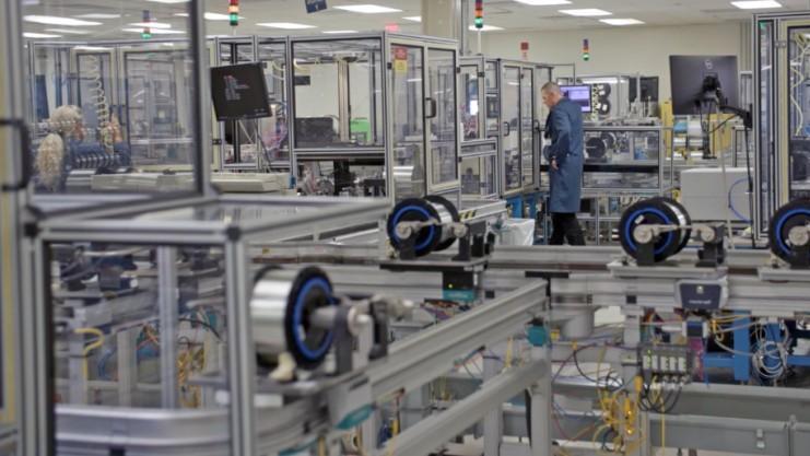 为啥现在的国产手机发布会，看不到康宁大猩猩了？