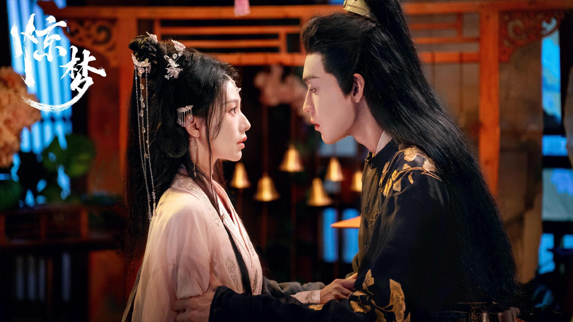 今日开播！新古装爱情剧来袭，清冷首辅囚爱千金贵女，爱恨痴缠