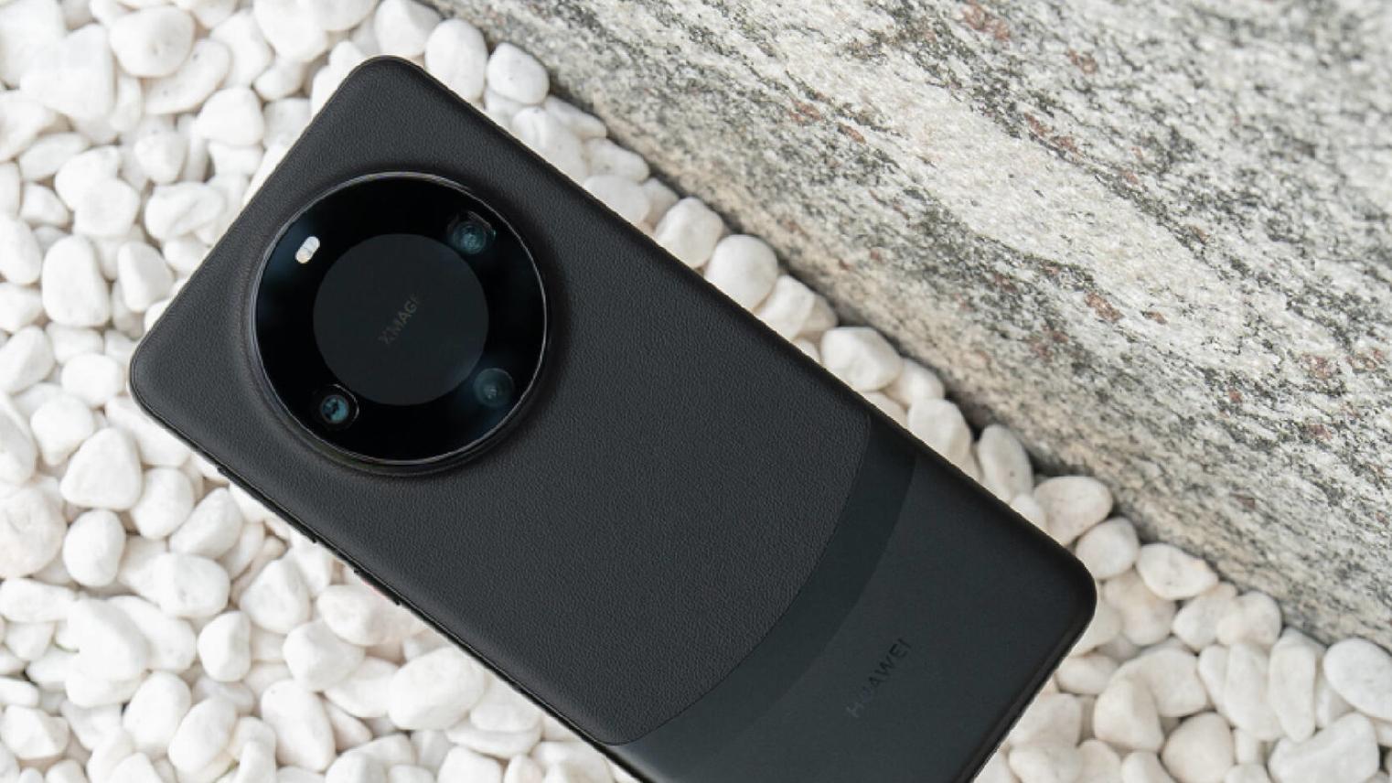 华为开始清仓，16G+512G暴降3500元，卫星通信+3D人脸+百倍变焦