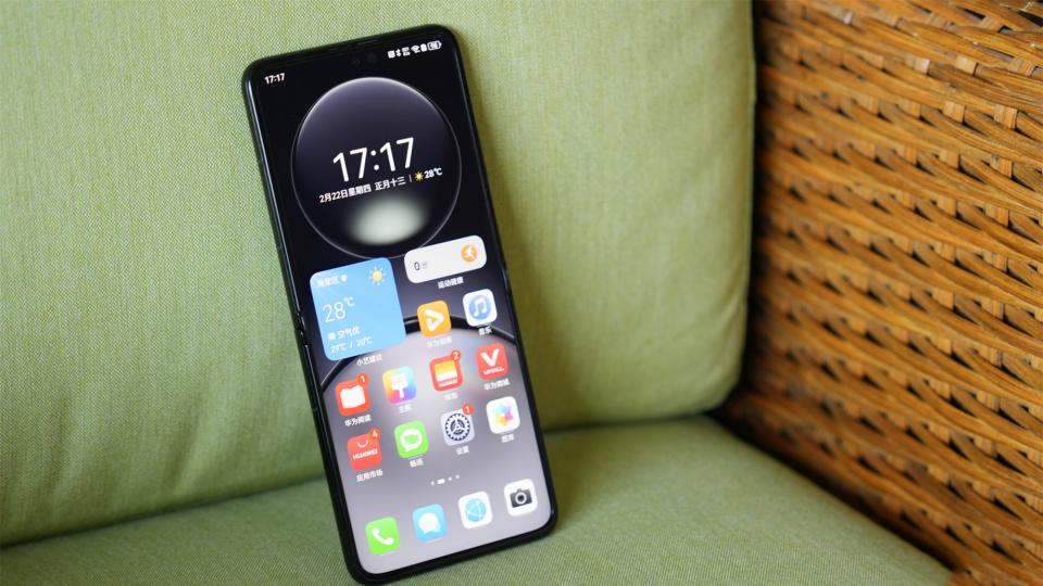 华为Pocket 3再次被确认：可旋转外屏+红枫影像，大革新来了