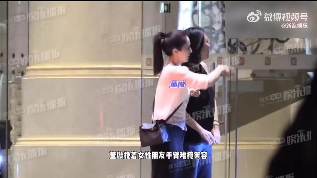 陈保国冯小刚大佬私下聚会，陈思诚管虎参加，闫妮沙溢举止太亲密