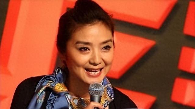 ?在上海电视的璀璨星河中，有三位主持人用独特的魅力镌刻下不可磨灭的印记