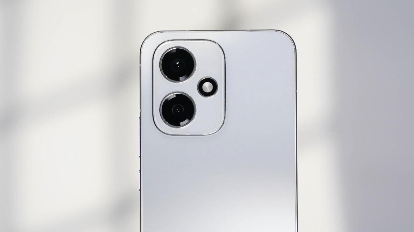 荣耀打响“价格战”，2亿像素+7200mAh，上市不到2个月跌至2039元