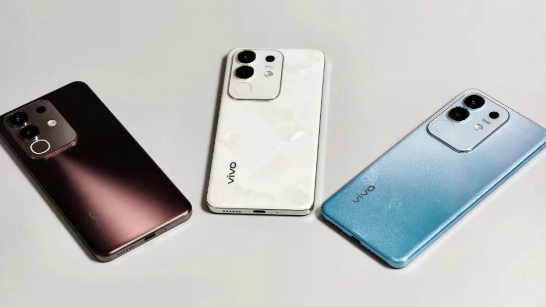 LCD永不为奴，2025年仍然可以考虑的3款护眼型手机！